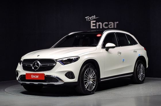 Mercedes-Benz GLC-Class GLC220 d 4MATIC — пробег 1 022 км — фото 1 из 5