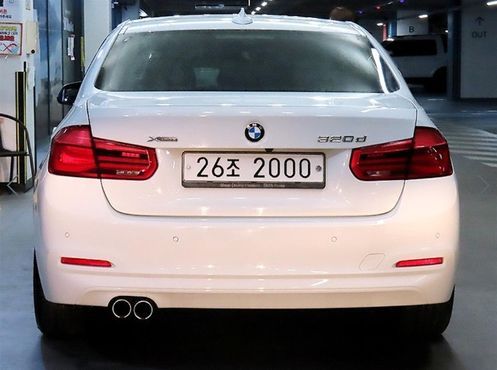 BMW 3-Series 320d xDrive — пробег 61 327 км — фото 5 из 5