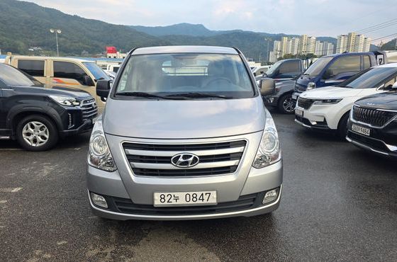 Hyundai Starex 3-Seater VAN Smart — пробег 50 482 км — фото 1 из 5