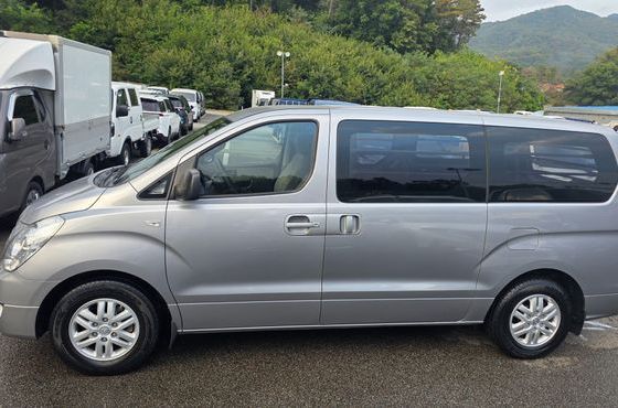 Hyundai Starex 3-Seater VAN Smart — пробег 50 482 км — фото 3 из 5