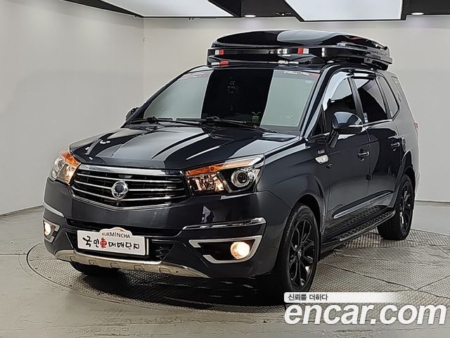 Ssangyong KORANDO 4WD RX 9-seater — пробег 177 000 км — фото 1 из 5