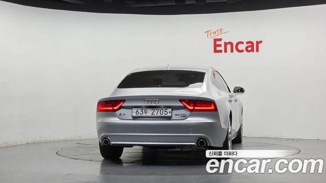 Audi A7 3.0 TDI Quattro Dynamic 4G — пробег 82 144 км — фото 4 из 5
