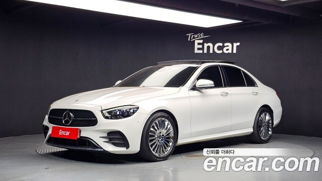 Mercedes-Benz E-Class E350 4MATIC AMG Line — пробег 77 173 км — фото 1 из 5