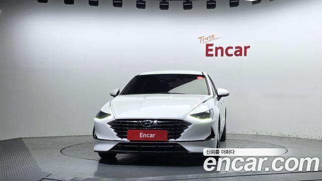 Hyundai Sonata 2.0 Premium Family — пробег 184 955 км — фото 3 из 5