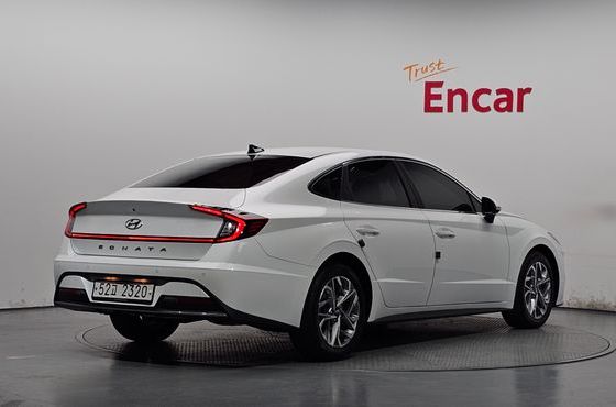 Hyundai Sonata 2.0 Smart — пробег 45 861 км — фото 2 из 5
