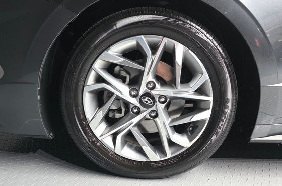 Hyundai Sonata 2.0 Premium Family — пробег 122 235 км — фото 5 из 5