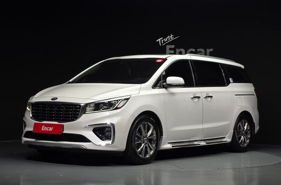Kia Carnival 9-Seater Noblesse Special — пробег 129 281 км — фото 1 из 5