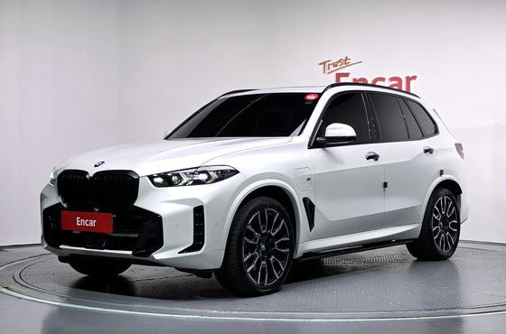 BMW X5 xDrive 50e M Sport — пробег 37 228 км — фото 1 из 5