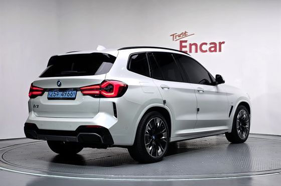 BMW iX3 M Sports — пробег 103 009 км — фото 2 из 5