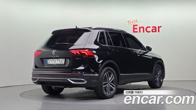Volkswagen Tiguan 2.0 TDI 4Motion Prestige — пробег 101 263 км — фото 2 из 5