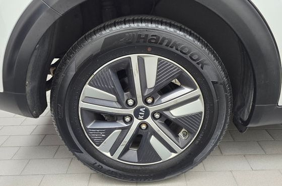 Kia Niro 1.6 HEV Prestige — пробег 130 553 км — фото 5 из 5
