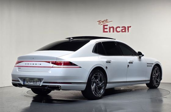 Genesis G90 Gasoline 3.5 Turbo 2WD — пробег 29 904 км — фото 2 из 5