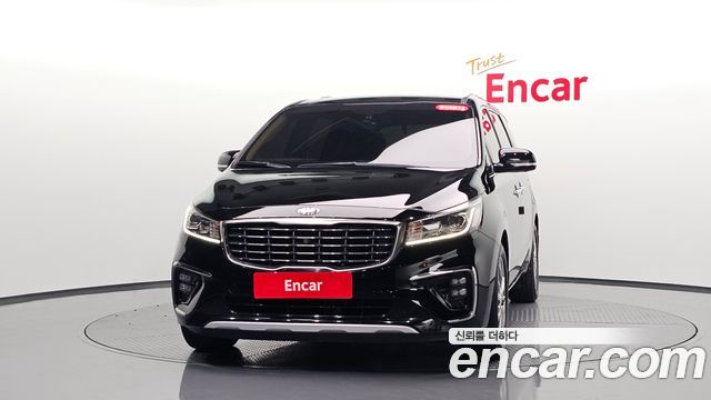 Kia Carnival 7-Seater Limousine VIP — пробег 162 347 км — фото 3 из 5