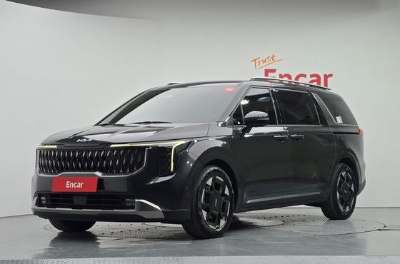 Kia Carnival Gasoline 7-Seater Signature — пробег 73 109 км — фото 1 из 5