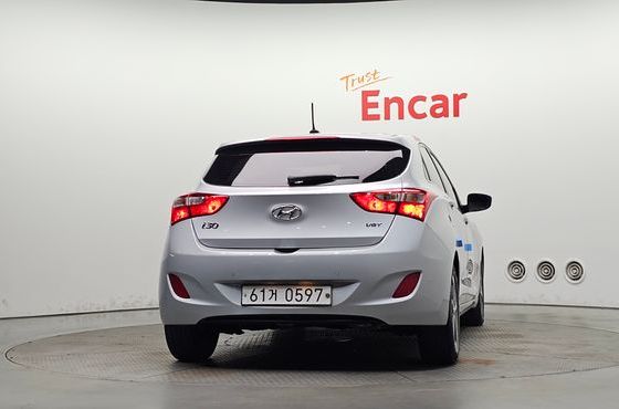Hyundai i30 Diesel 1.6 PYL — пробег 212 590 км — фото 4 из 5