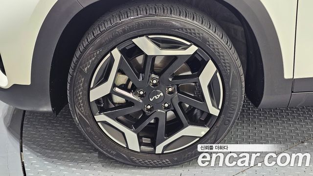 Kia Seltos из Кореи Encar
