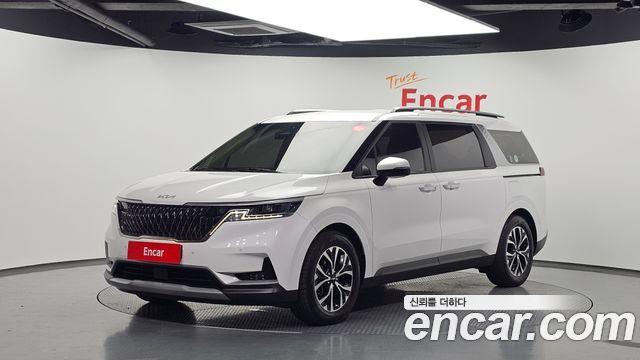 Kia Carnival Diesel 9-Seater Prestige — пробег 73 316 км — фото 1 из 5