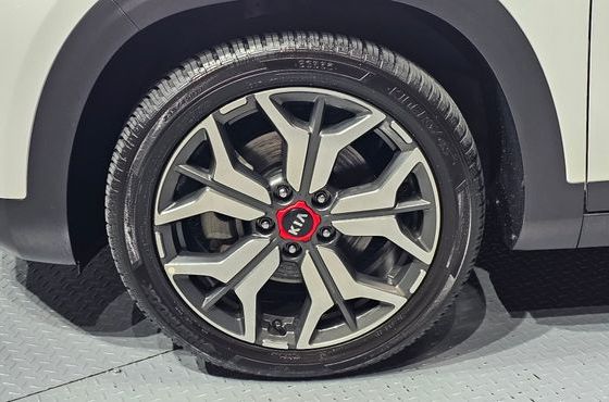 Kia Seltos Gasoline 1.6 Turbo 2WD Signature — пробег 48 518 км — фото 5 из 5