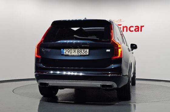 Volvo XC90 T8 Inscription Hybird — пробег 81 872 км — фото 4 из 5