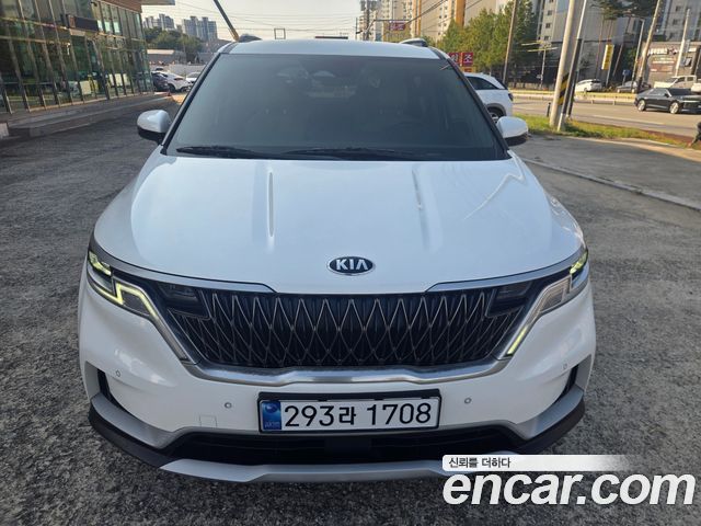 Kia Carnival Diesel 9-Seater Prestige — пробег 78 745 км — фото 1 из 5