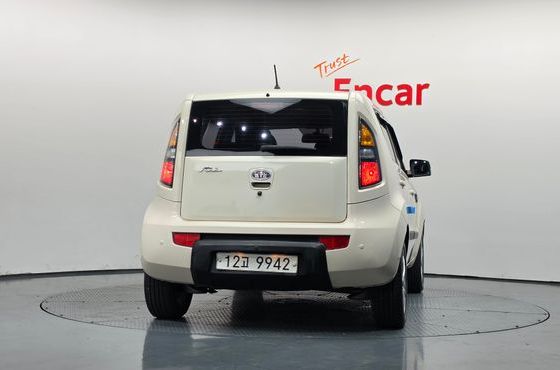 Kia Soul Gasoline 1.6 Smart — пробег 79 656 км — фото 4 из 5