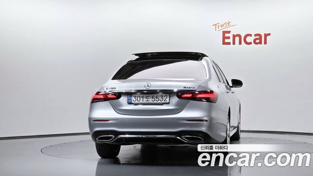 Mercedes-Benz E-Class E350 4MATIC AMG Line — пробег 106 501 км — фото 4 из 5