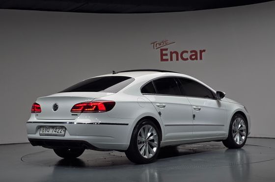 Volkswagen CC 2.0 TDI BlueMotion 4MOTION — пробег 56 774 км — фото 2 из 5