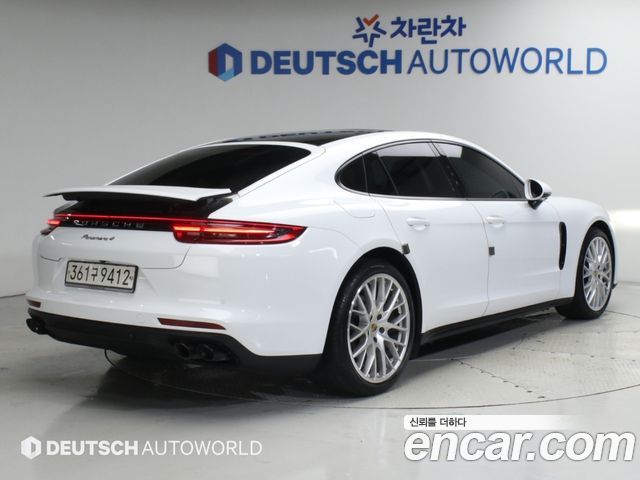 Porsche Panamera 3.0 AWD — пробег 120 750 км — фото 2 из 5