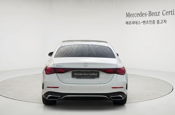 Mercedes-Benz E-Class E200 AMG Line — пробег 3 897 км — фото 4 из 5