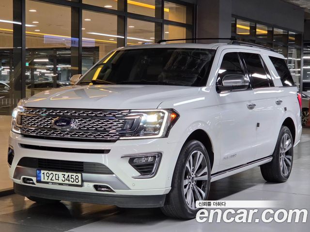 Ford Expedition Platinum 4WD 7Seater — пробег 60 000 км — фото 1 из 5