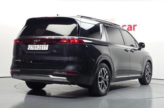 Kia Carnival Gasoline 9-Seater Signature — пробег 74 069 км — фото 2 из 5