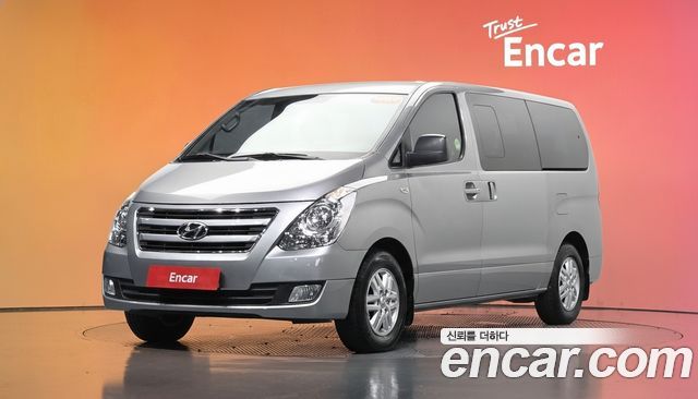 Hyundai Starex 12-Seater Wagon Smart — пробег 59 556 км — фото 1 из 5