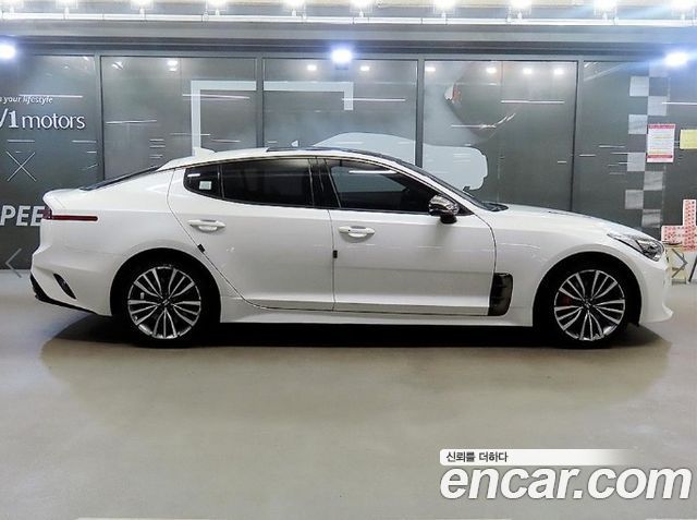 Kia Stinger из Кореи Encar