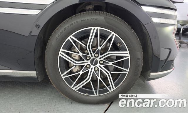 Genesis G90 из Кореи Encar