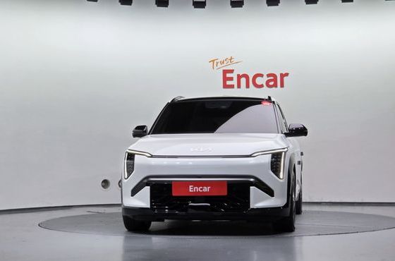 Kia EV3 Standard 2WD GT Line — пробег 16 225 км — фото 3 из 5