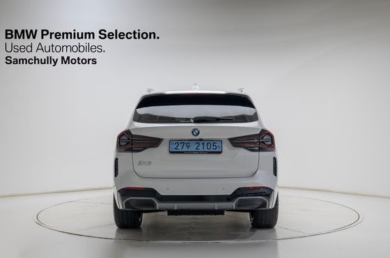 BMW iX3 M Sports — пробег 5 300 км — фото 4 из 5