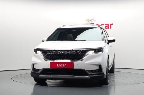 Kia Carnival Gasoline 7-Seater Signature — пробег 120 187 км — фото 3 из 5