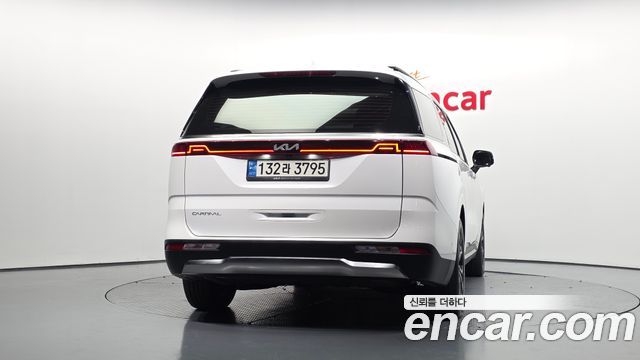 Kia Carnival Gasoline 7-Seater Signature — пробег 120 187 км — фото 4 из 5