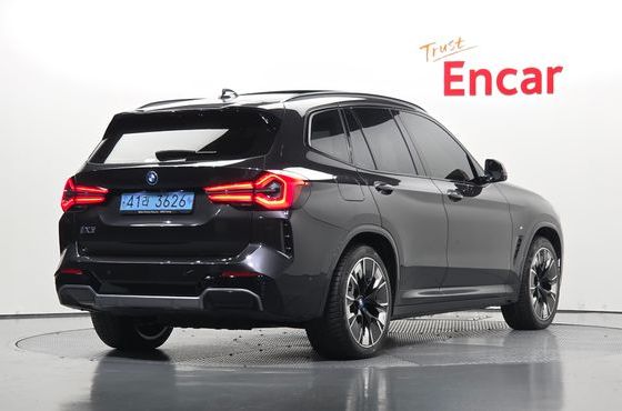 BMW iX3 M Sports — пробег 55 481 км — фото 2 из 5