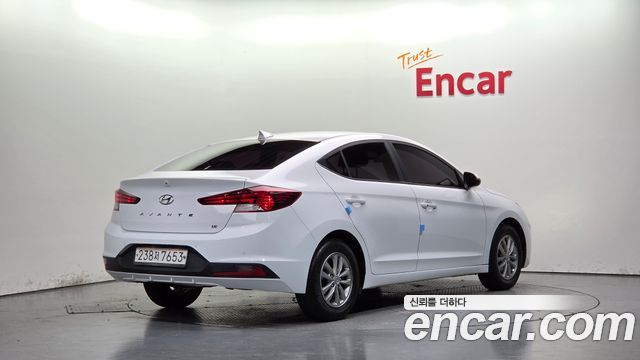 Hyundai AVANTE 1.6 Smart — пробег 29 068 км — фото 2 из 5
