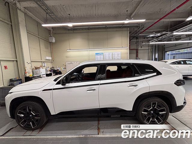 BMW XM 4.4 Lable — пробег 7 100 км — фото 4 из 5