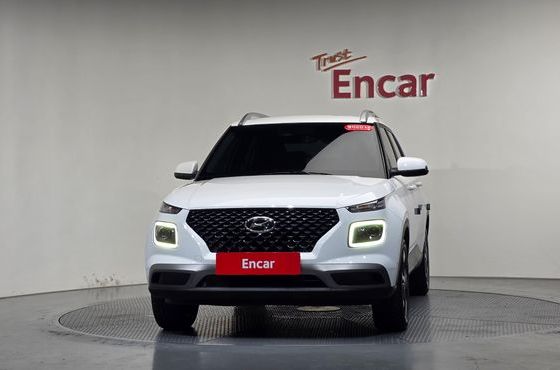 Hyundai Venue 1.6 Flux — пробег 6 355 км — фото 3 из 5
