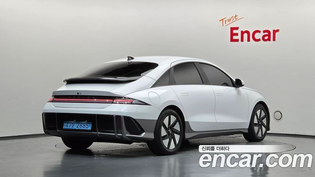 Hyundai Ioniq6 Standard E-Value+ — пробег 24 518 км — фото 2 из 5