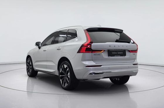 Volvo XC60 T8 Ultra Bright — пробег 1 555 км — фото 4 из 5