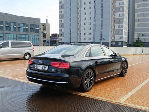 Audi A8 3.0 TDI Quattro LWB D4 — пробег 249 000 км — фото 4 из 5