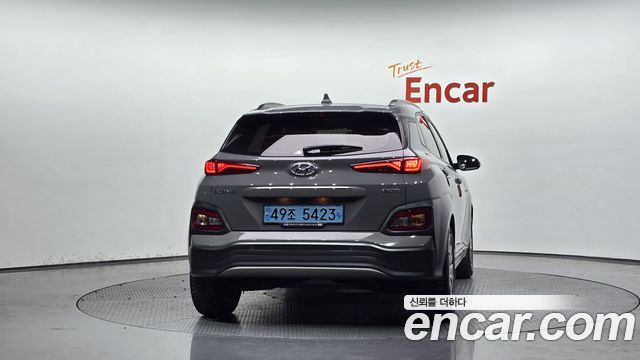 Hyundai Kona Premium — пробег 145 850 км — фото 4 из 5