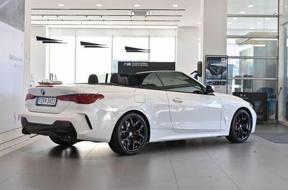 BMW 4-Series 420i M Sport Pro Convertible — пробег 15 991 км — фото 4 из 5