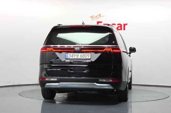 Kia Carnival Diesel 9-Seater Signature — пробег 115 819 км — фото 4 из 5