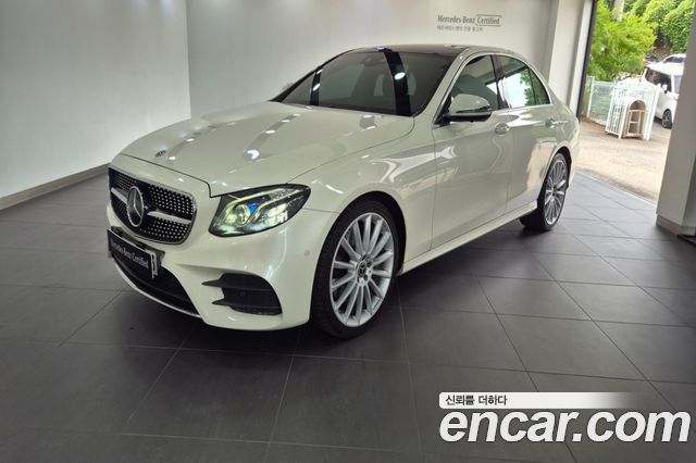 Mercedes-Benz E-Class E300 4MATIC AMG Line — пробег 77 690 км — фото 1 из 5