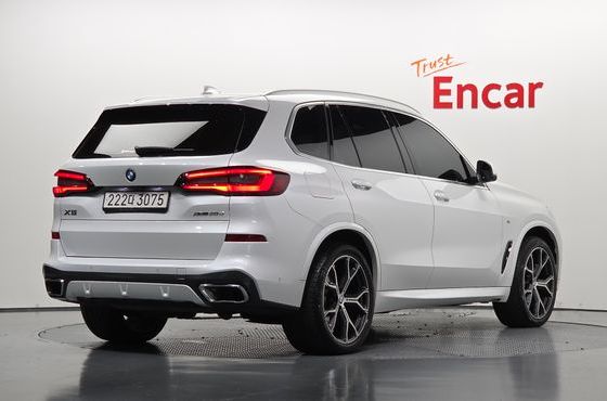 BMW X5 xDrive 30d M Sport — пробег 117 069 км — фото 2 из 5